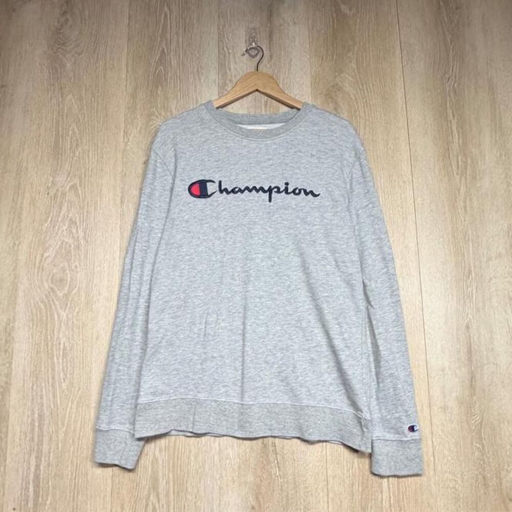 Champion Men's Grey Sweatshirt